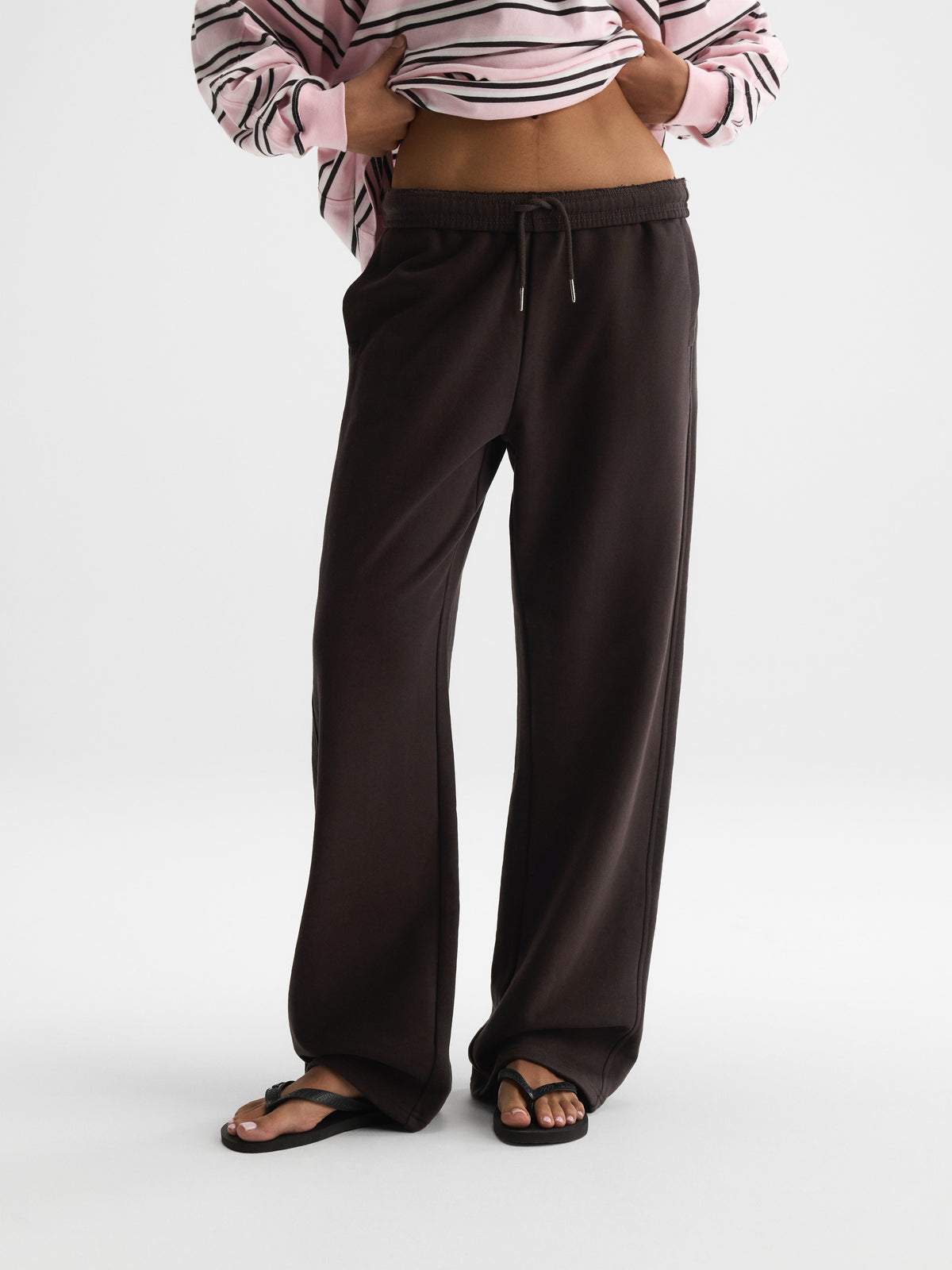 Branded Straight Leg Sweatpants - Coffee Bean